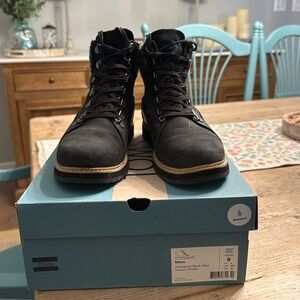 Toms waterproof black oiled nubuck boots. Size 8M